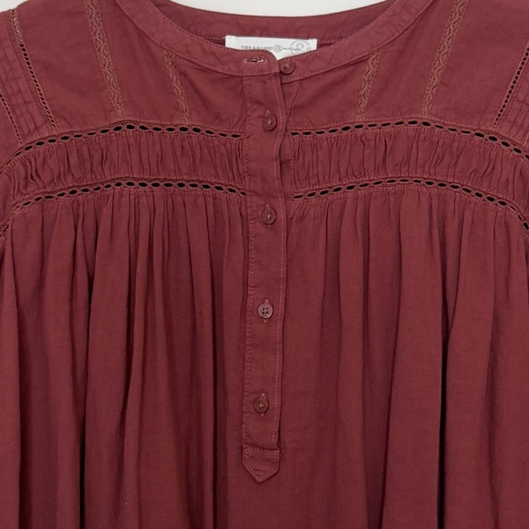 Treasure and Bond Women's Mauve Pintuck Linen Popover Top - Picture 7 of 9